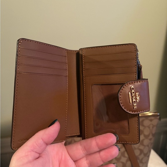 Coach Tan Signature Tote Bag Set - Picture 11 of 11